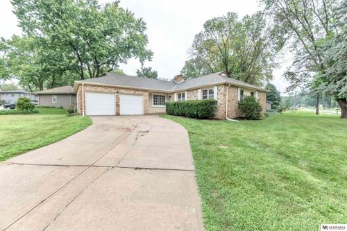 1806 Sherry Dr, Bellevue, NE, 68005-2262 | Card Image