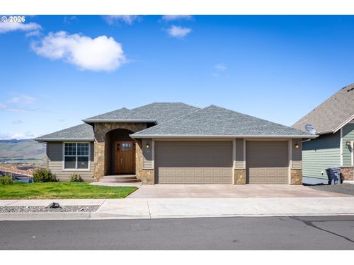 397 Summit Ridge Dr E, The Dalles, OR, 97058-9763 | Card Image