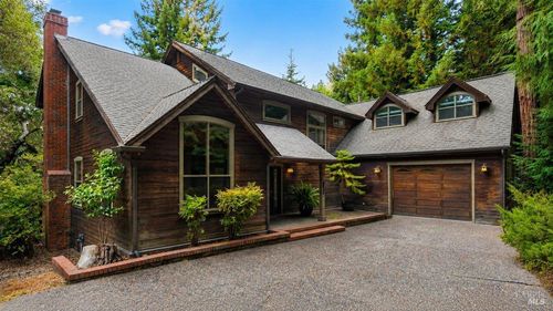 3111 Deerfern Court, Arcata, CA, 95521 | Card Image