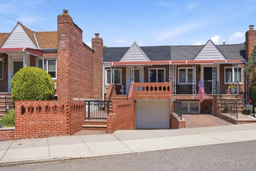 66-15 Gray Street, New York, NY, 11379 | Card Image