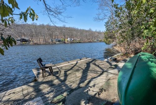 27 Middle Rd, Haskell, NJ, 07420-1454 | Card Image