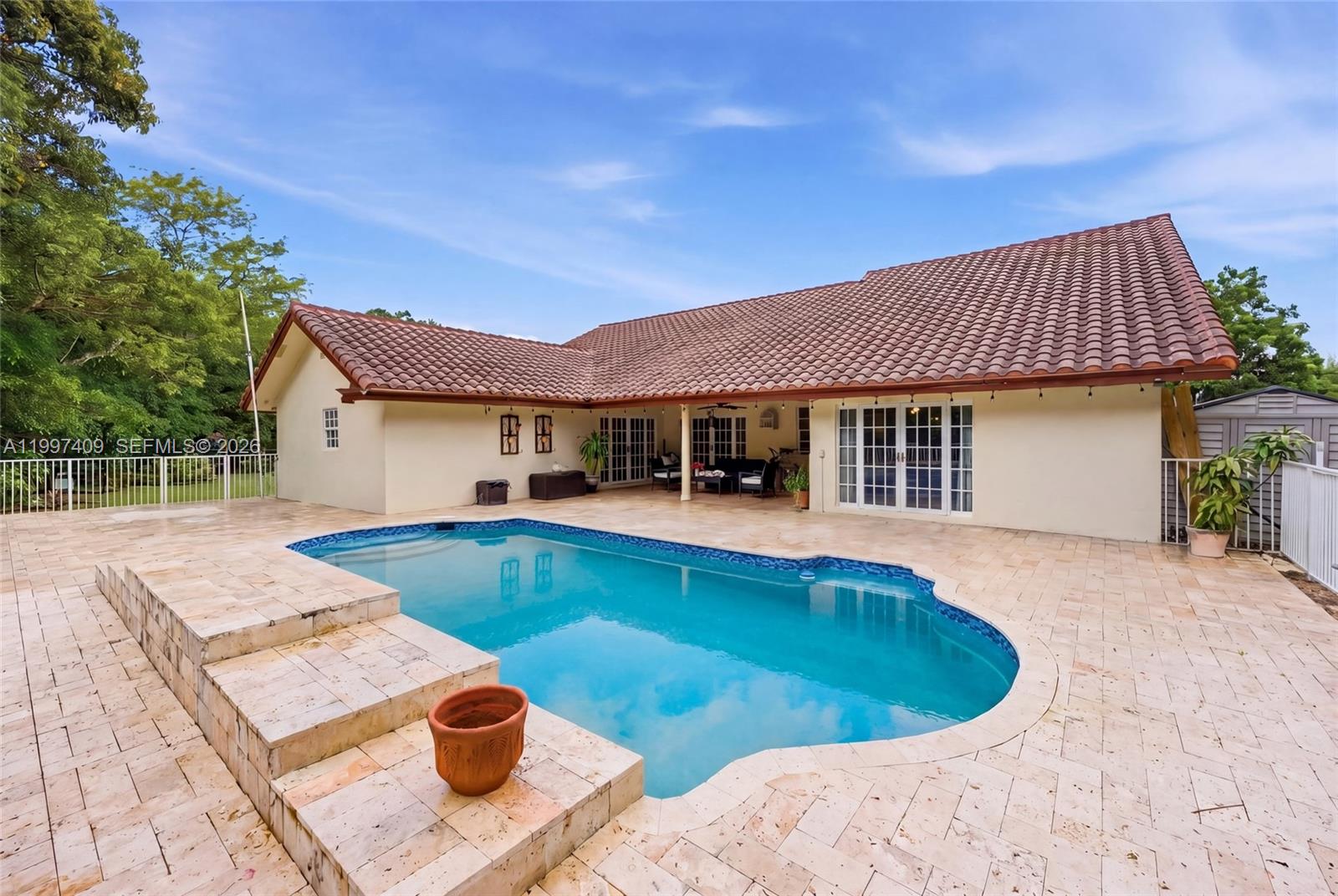 Residential in Plantation 3
