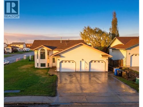 10411 90 St, Fort St John, BC, V1J6S6 | Card Image