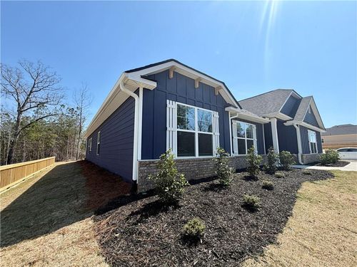 225 Oak Court, Williamson, GA, 30292 | Card Image