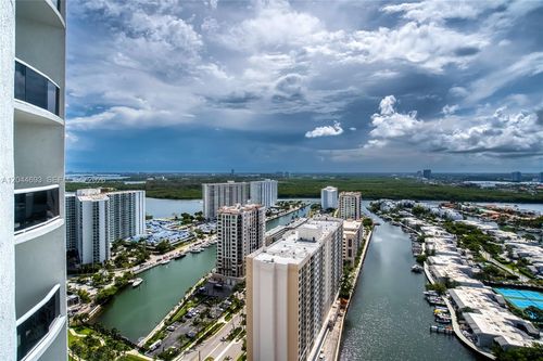 2605-16001 Collins Ave, Sunny Isles Beach, FL, 33160-5511 | Card Image