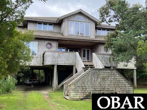 106 Middle Rd, Ocracoke, NC, 27960-1260 | Card Image