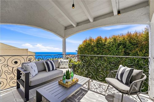 885 Tia Juana St, Laguna Beach, CA, 92651-3829 | Card Image