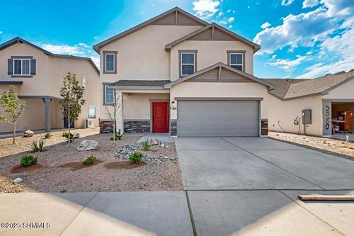 2086 Meteor Dr, Las Cruces, NM, 88012-8102 | Card Image