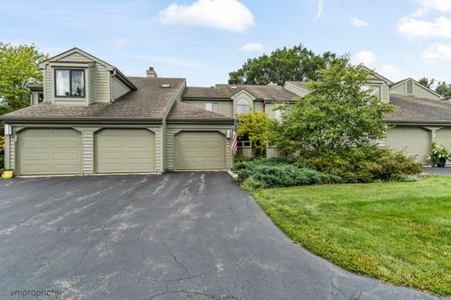 900 Shoreline Road, Lake Barrington, IL, 60010 | Card Image