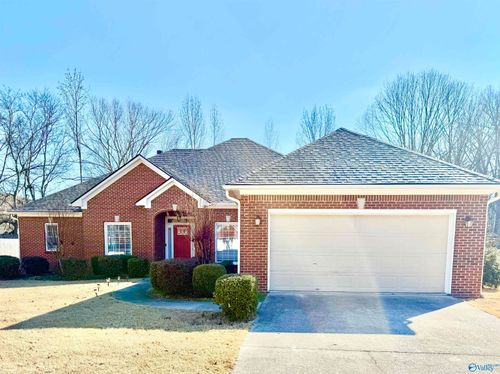 102 Cheval Blvd Se, Brownsboro, AL, 35741-9107 | Card Image