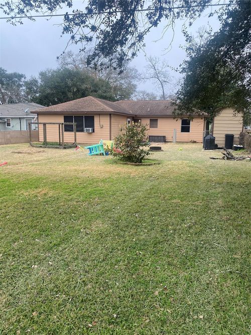 1117 Dyson Rd, West Columbia, TX, 77486-3725 | Card Image