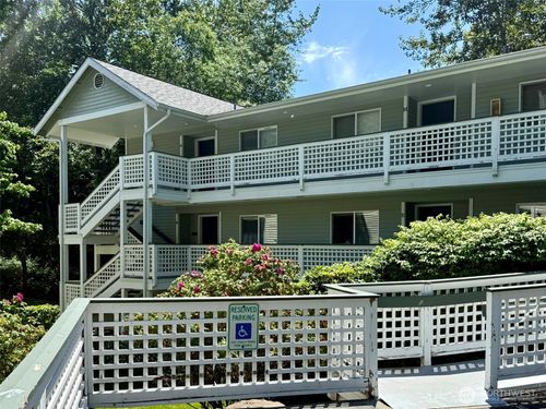 apt-d-12315 Ne 97th St, Kirkland, WA, 98033-5874 | Card Image