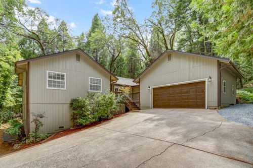4610 Wandering Way, Camino, CA, 95709-9411 | Card Image