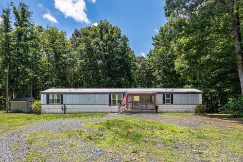7515 New Chapel Rd, Spout Spring, VA, 24593-2811 | Card Image