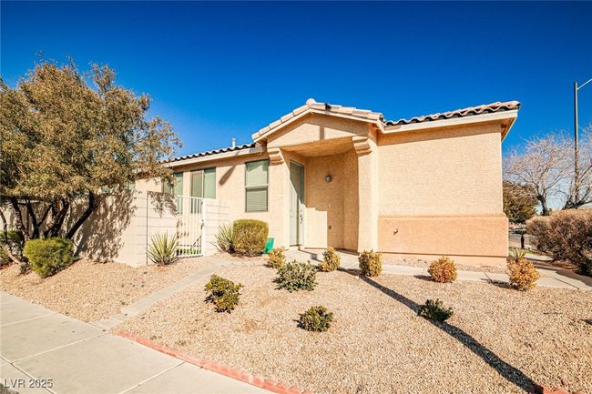 5575 Cresent Valley St, House other with 4 bedrooms, 2 bathrooms and null parking in Las Vegas NV | Image 32