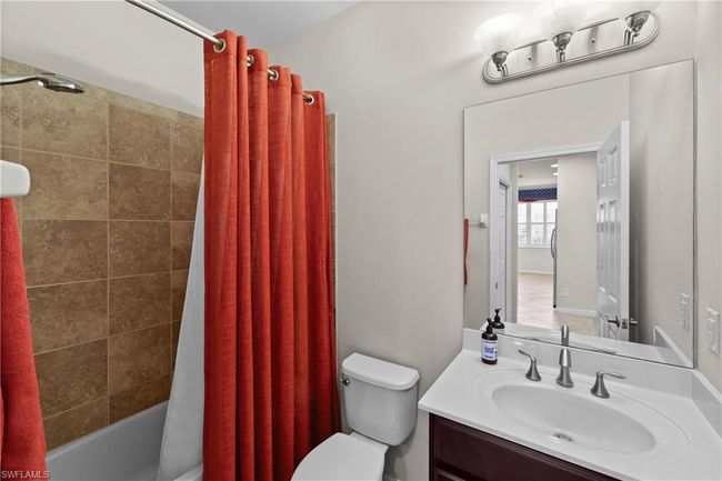Guest Bathroom | Image 24