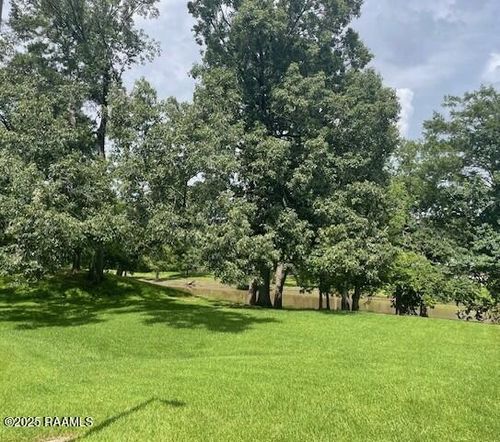 107 Red Brick Cir, Lafayette, LA, 70503-4400 | Card Image