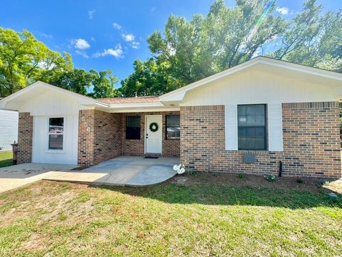 556 Lee Ave, Crestview, FL, 32539-4648 | Card Image