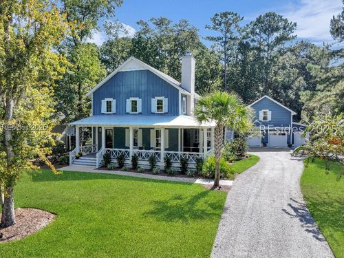 2 Oldfield Village Rd, Bluffton, SC, 29909-7011 | Card Image