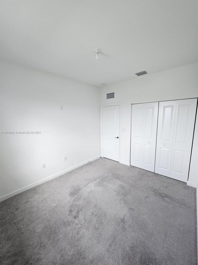 1465 - 1465 Se 26 Th Rd, Townhouse with 3 bedrooms, 3 bathrooms and null parking in Homestead FL | Image 9