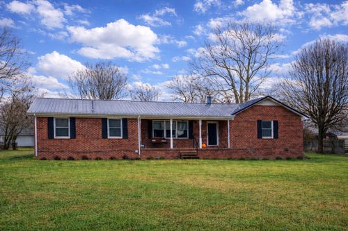 106 Larkway Dr, Tullahoma, TN, 37388-2180 | Card Image