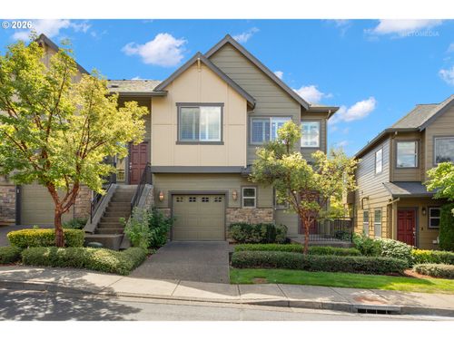 11534 Se Aquila St, Happy Valley, OR, 97086-7673 | Card Image