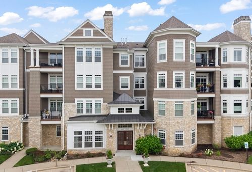 407-149 W Kennedy Ln, Hinsdale, IL, 60521-4681 | Card Image