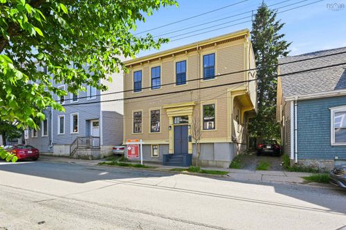 2048 Creighton St, Halifax, NS, B3K3R2 | Card Image