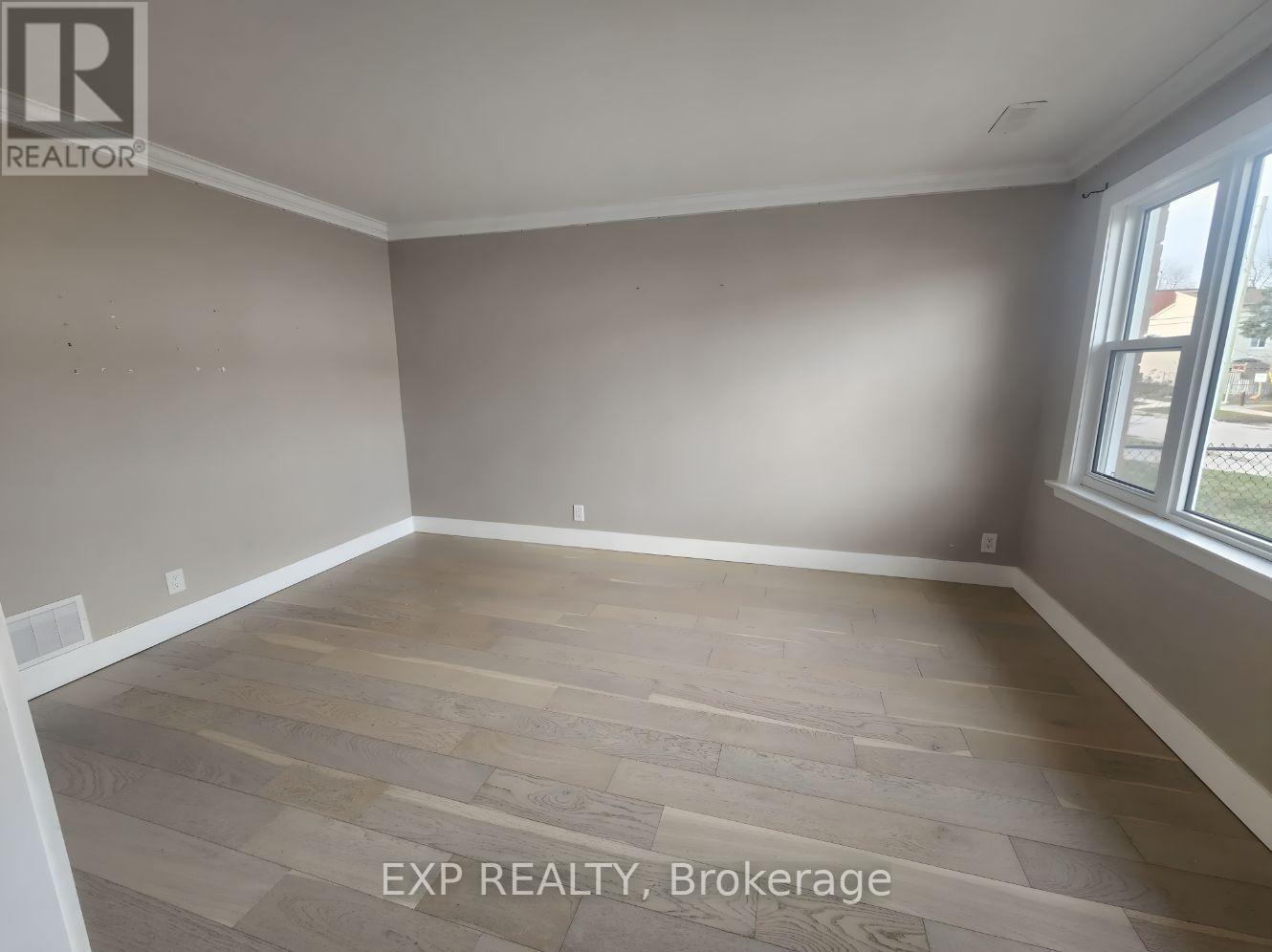 Residential in Oshawa (Lakeview) 2