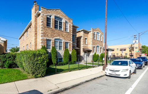 3-6140 Gunnison St, Chicago, IL, 60630-2992 | Card Image