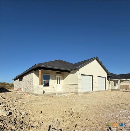 106 Leon Ln, Copperas Cove, TX, 76522-2492 | Card Image