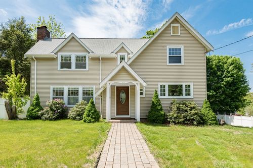 136 N Main St, Sharon, MA, 02067-1206 | Card Image