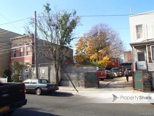 2358 48th St, Astoria, NY, 11103-1036 | Card Image