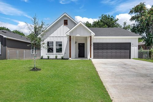 5017 Cottey St, Fort Worth, TX, 76105-4402 | Card Image