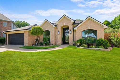 506 Moorgate Ct, Grand Prairie, TX, 75052-3462 | Card Image
