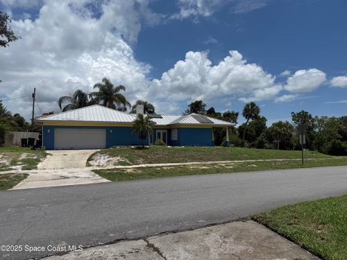 2103 N Indian River Dr, Cocoa, FL, 32922-7069 | Card Image