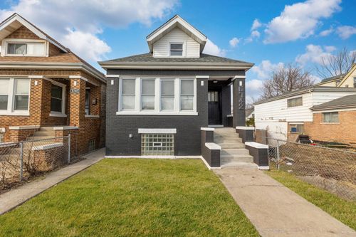 6742 S Carpenter St, Chicago, IL, 60621-1214 | Card Image