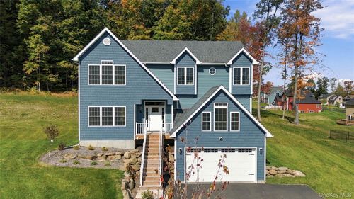 16 Mcdonald Ct, New Windsor, NY, 12553-6834 | Card Image