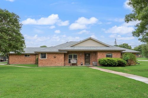 834 Rock Creek Lane, Red Oak, TX, 75154 | Card Image