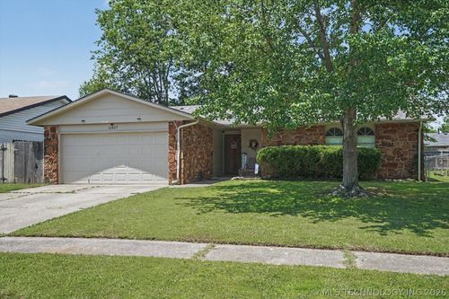 11827 62nd Pl, Broken Arrow, OK, 74012-1342 | Card Image