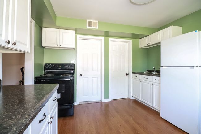 131 N Walnut St, House other with 3 bedrooms, 1 bathrooms and 2 parking in Minonk IL | Image 11