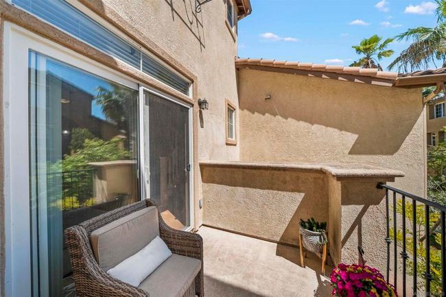 733 Anchor Cv, Townhouse with 2 bedrooms, 3 bathrooms and 2 parking in San Diego CA | Image 10