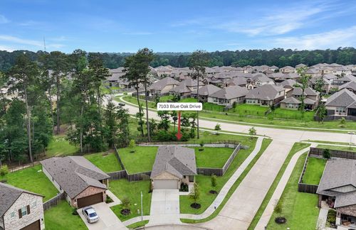 7103 Blue Oak Dr, Conroe, TX, 77304-3267 | Card Image
