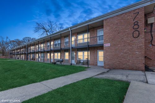 apt-7-755 S Nelson Ave, Kankakee, IL, 60901-5660 | Card Image