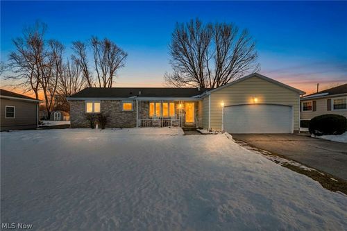 1819 W 42nd St, Lorain, OH, 44053-2613 | Card Image