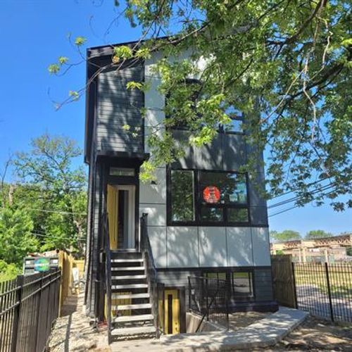 ga-6312 S Rhodes Ave, Chicago, IL, 60637-3311 | Card Image