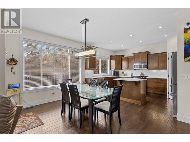 1089 Long Ridge Dr, House other with 4 bedrooms, 3 bathrooms and 2 parking in Kelowna BC | Image 11