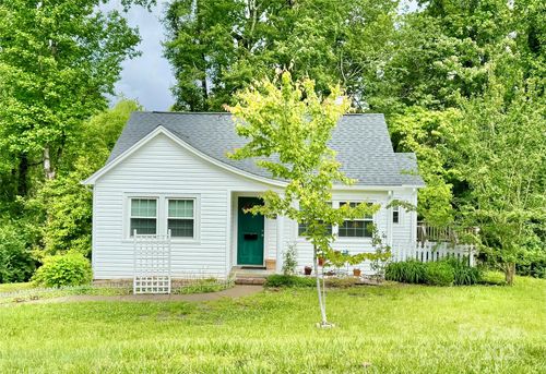 341 Eastover Cir Ne, Lenoir, NC, 28645-4411 | Card Image