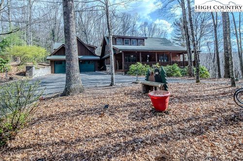 632 Vista Ridge Rd, West Jefferson, NC, 28694-8063 | Card Image