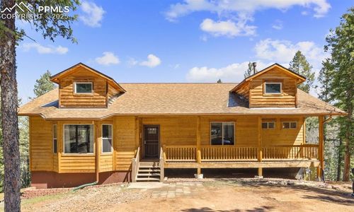 935 Bennett Dr, Cripple Creek, CO, 80813-9534 | Card Image